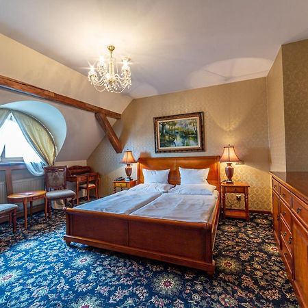 Chateau Zbiroh المظهر الخارجي الصورة