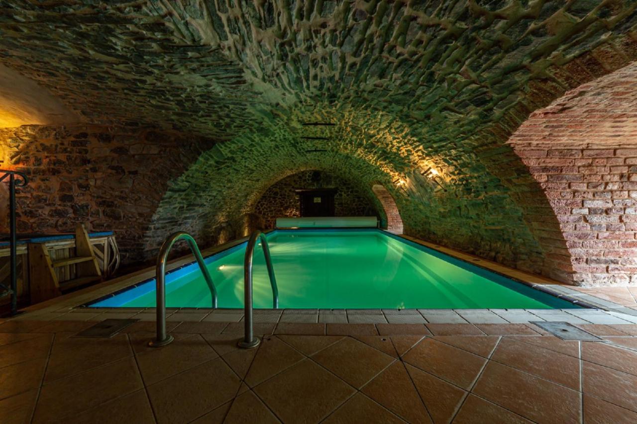 Chateau Zbiroh المظهر الخارجي الصورة