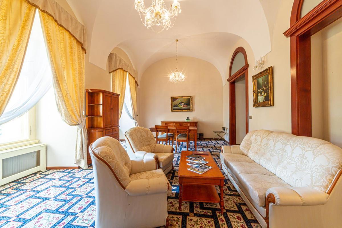Chateau Zbiroh المظهر الخارجي الصورة