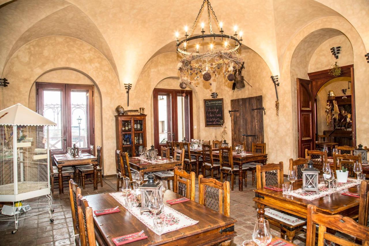 Chateau Zbiroh المظهر الخارجي الصورة